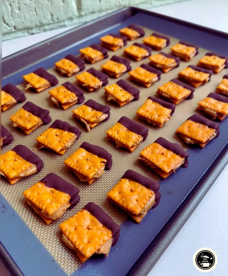 Best Recipe for Cheez-It Peanut Butter and Chocolate